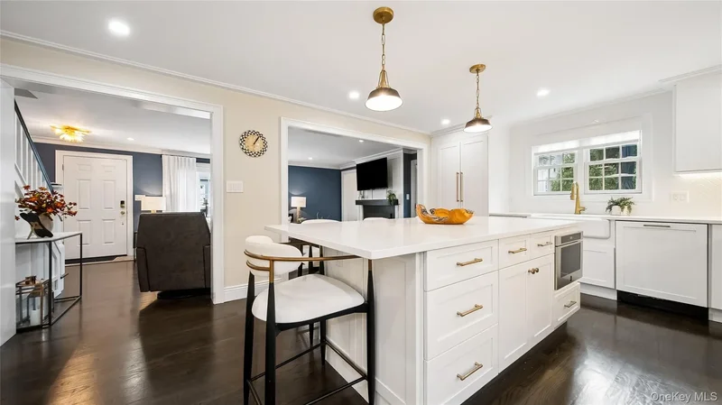 305 Nassau Avenue, Manhasset, New York, United States. - Photo 13