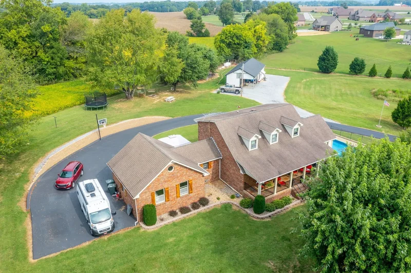 730 N Russell St, Portland, Tennessee, United States. - Photo 54
