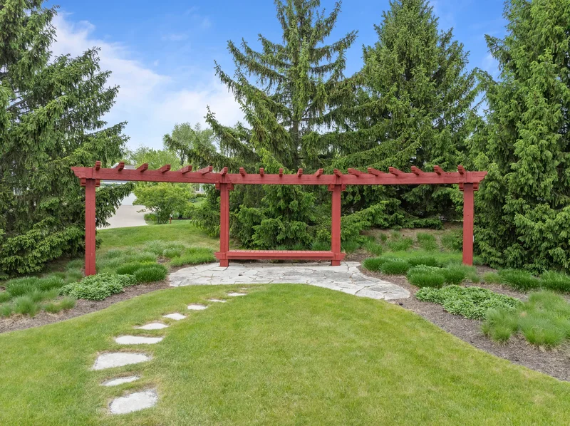 833 Red Hawk Drive , Walworth, WI 53184, Walworth, Wisconsin, United States. - Photo 49