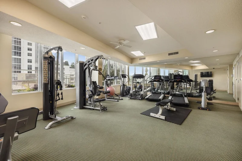 111 SE 8th Ave PH-1701, Fort Lauderdale, Florida, United States. - Photo 14