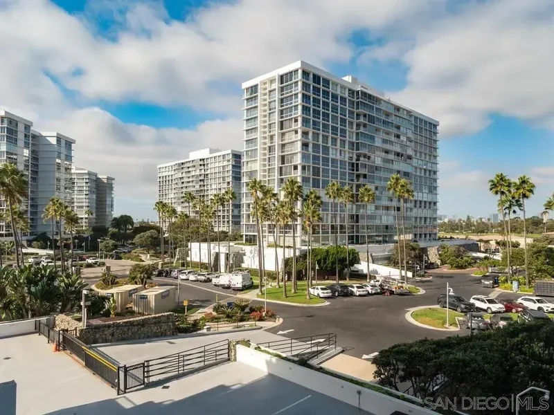 1830 Avenida Del Mundo Unit# 403, Coronado, CA 92118, Coronado, California, United States. - Photo 20