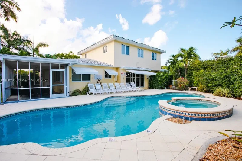 809 S 17th Ave, Hollywood, Florida, United States. - Photo 37