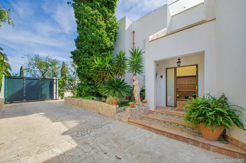 Carrer Alzina, Sant Llorenc des Cardassar, Balearic Islands, Spain. - Photo 15