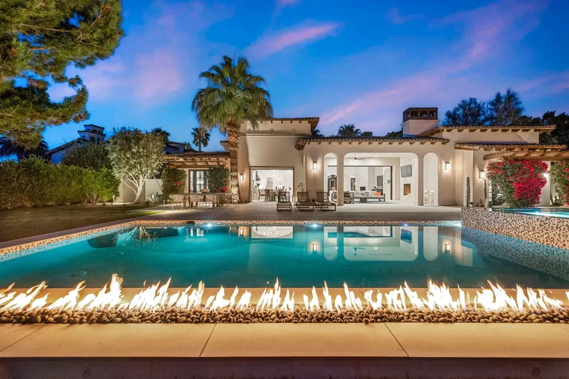 Single Family Residence in La Quinta