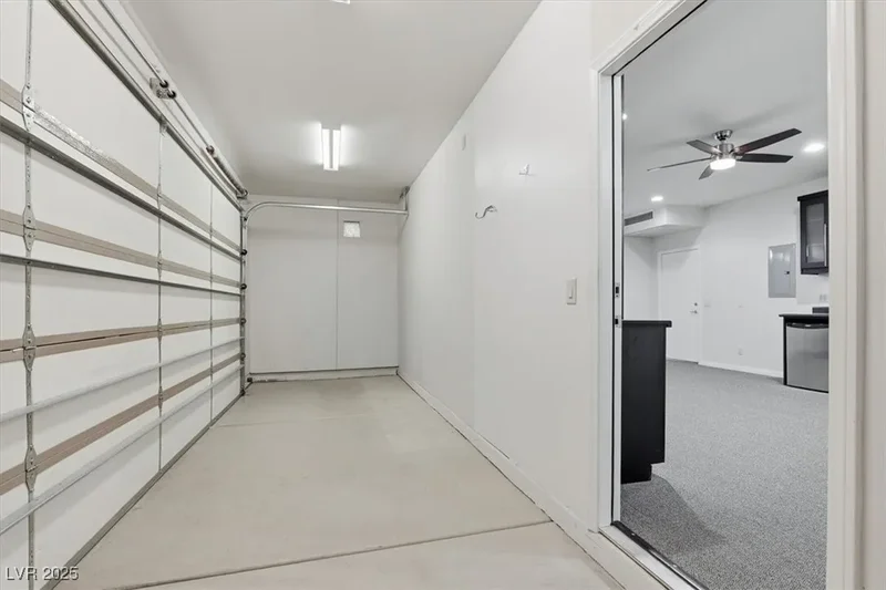 928 Santa Helena Avenue, Henderson, Nevada, United States. - Photo 57