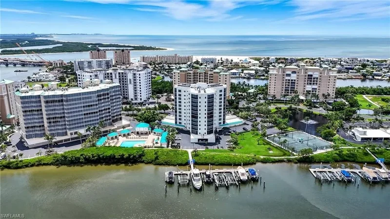 4183 Bay Beach LN, Fort Myers Beach, Florida, United States. - Photo 27
