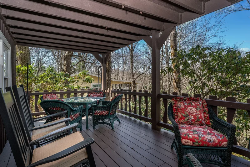 205 Honey Hill Drive, Blowing Rock, NC 28605, Blowing Rock, North Carolina, United States. - Photo 36
