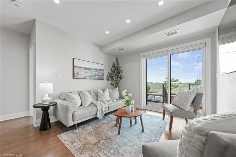 245 Grey Silo Road 105, Waterloo, Ontario, Canada. - Photo 15