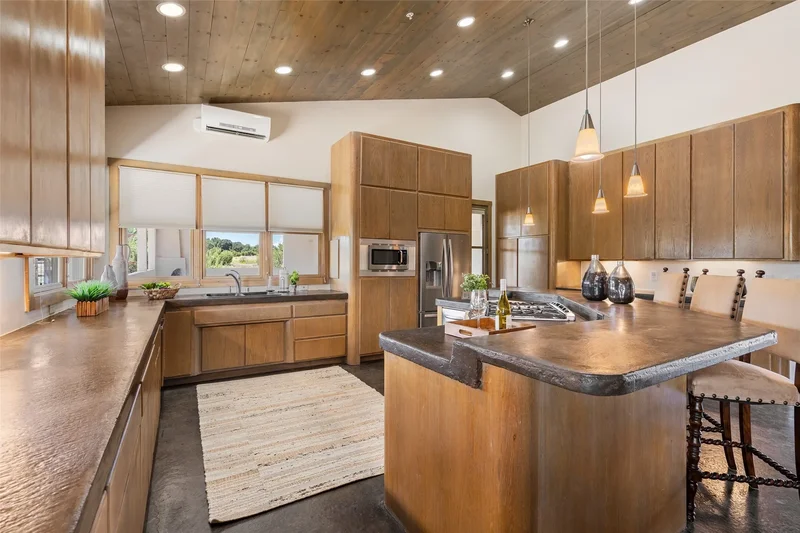 15 Rancho Manana, Santa Fe, NM 87506, Santa Fe, New Mexico, United States. - Photo 9
