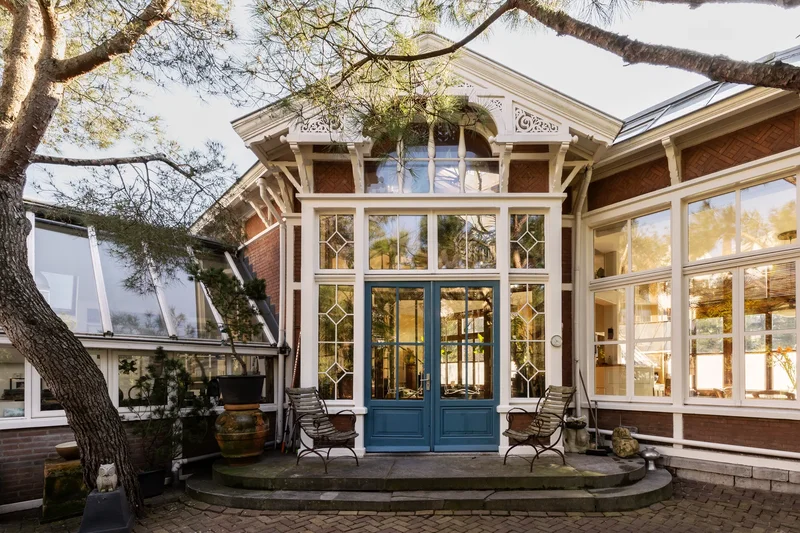 Unique 19th-century orangery of 322 m² with a tropical garden and 69 m² garden house.