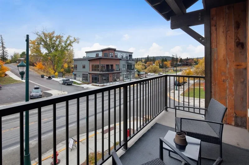 2 Bedrooms Condominium