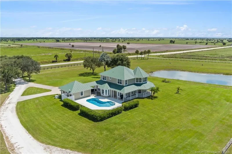13700 SW Groveside Drive, Indiantown, Florida, United States. - Photo 66