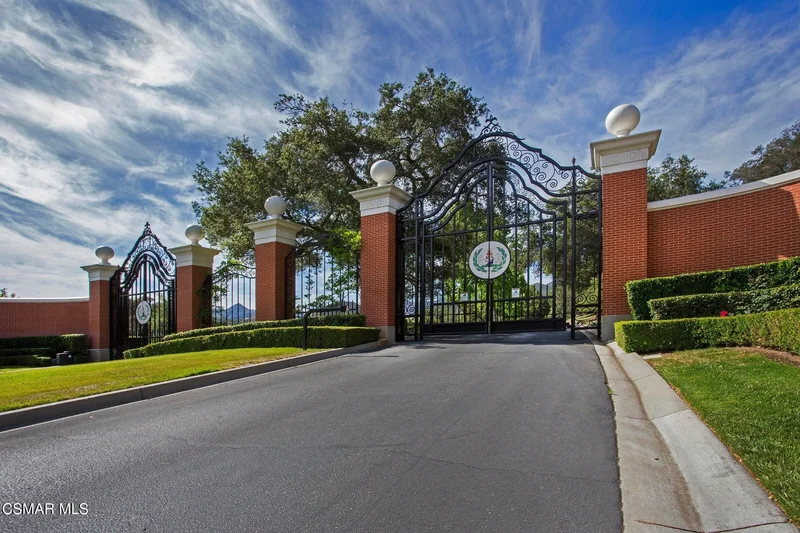 2479 Swanfield Court, Thousand Oaks, California, United States. - Photo 13