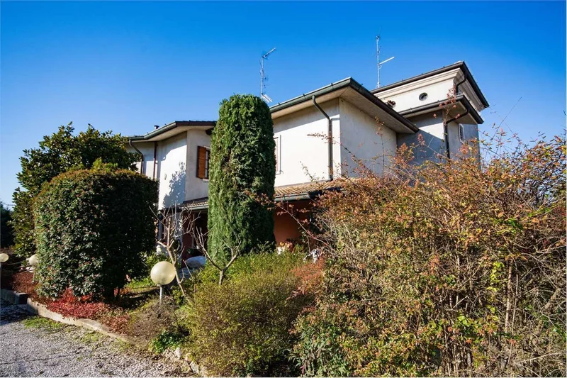 Pozzolengo, Italy. - Photo 6