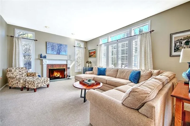 350 KETTLE POND Drive, South Kingstown, RI, 02879, USA, South Kingstown, Rhode Island, United States. - Photo 20