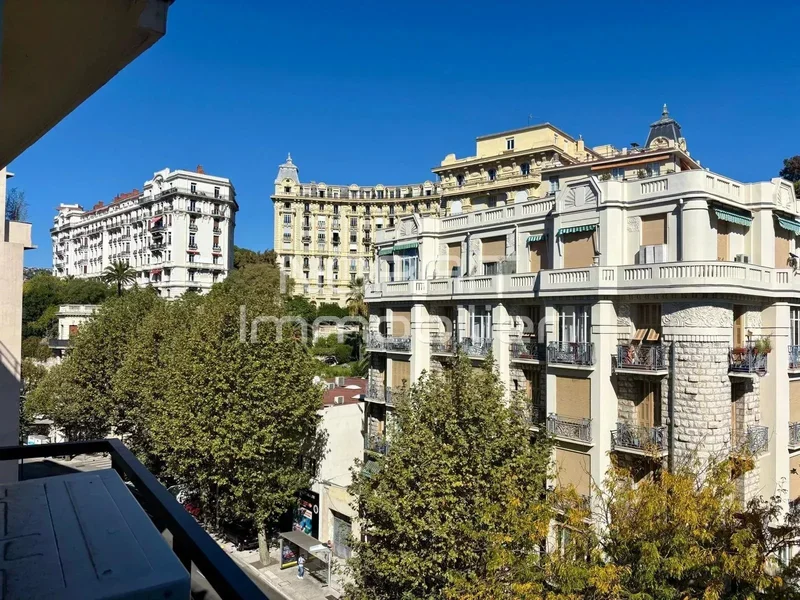 7 Avenue Desambrois, Nice, Provence-Alpes-Côte d'Azur, France. - Photo 6
