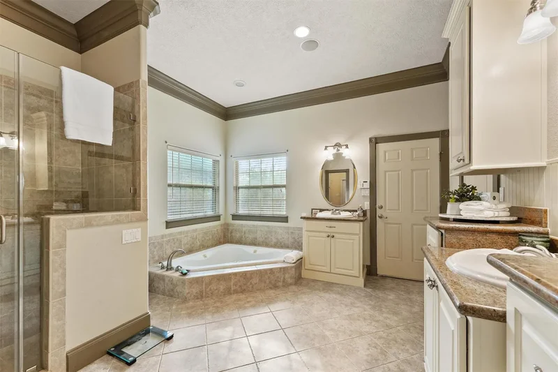 11610 Cedar Gully Road, Baytown, Texas, United States. - Photo 17