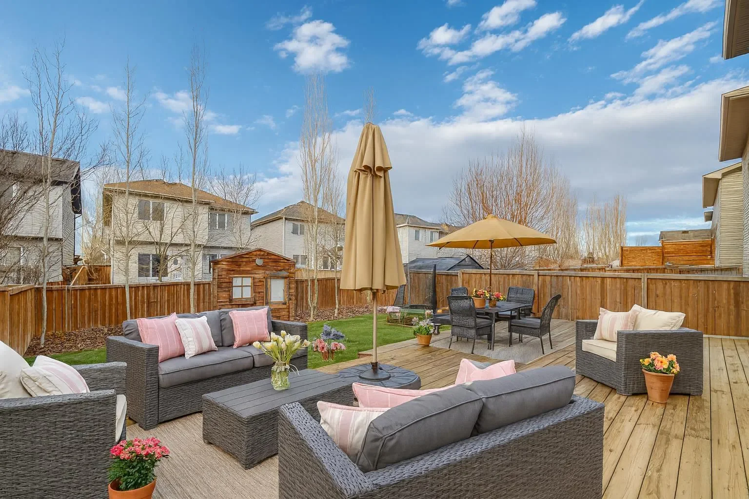117 Chapalina Close SE, Calgary, Alberta, Canada. - Photo 3