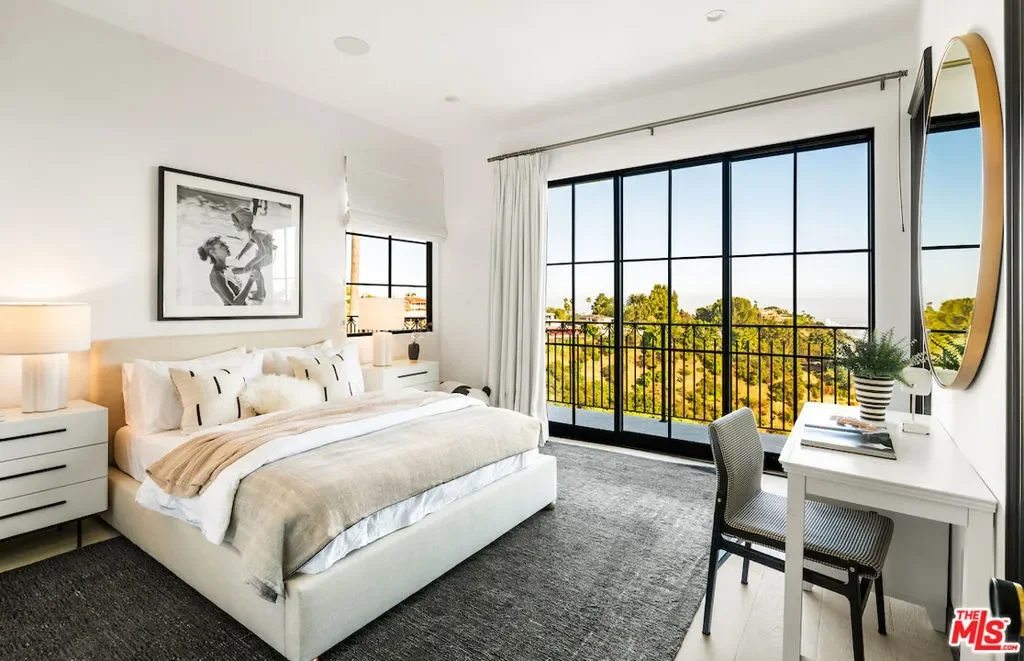 10932 Savona Road, Los Angeles, California, United States. - Photo 31