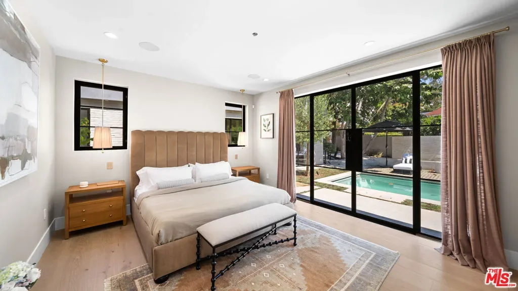 1914 N Laurel Canyon Boulevard, Los Angeles, California, United States. - Photo 30