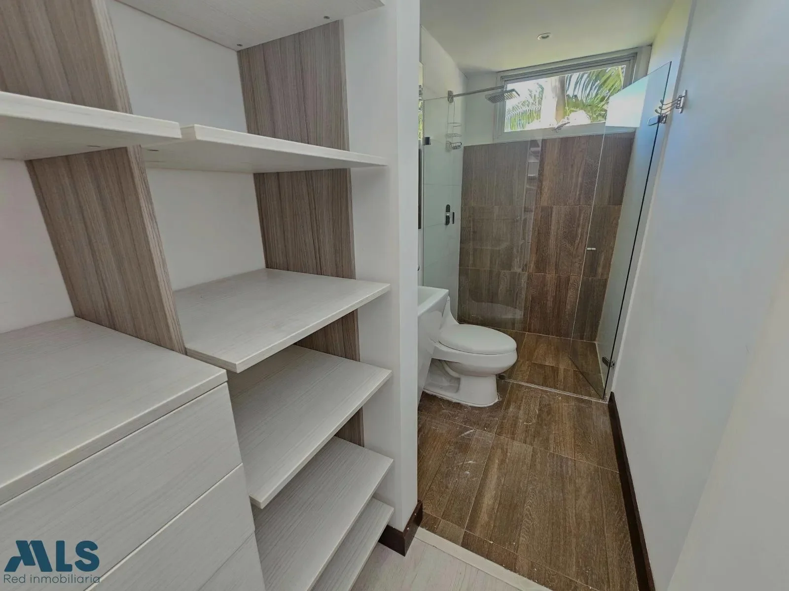 Gallery photo 10
