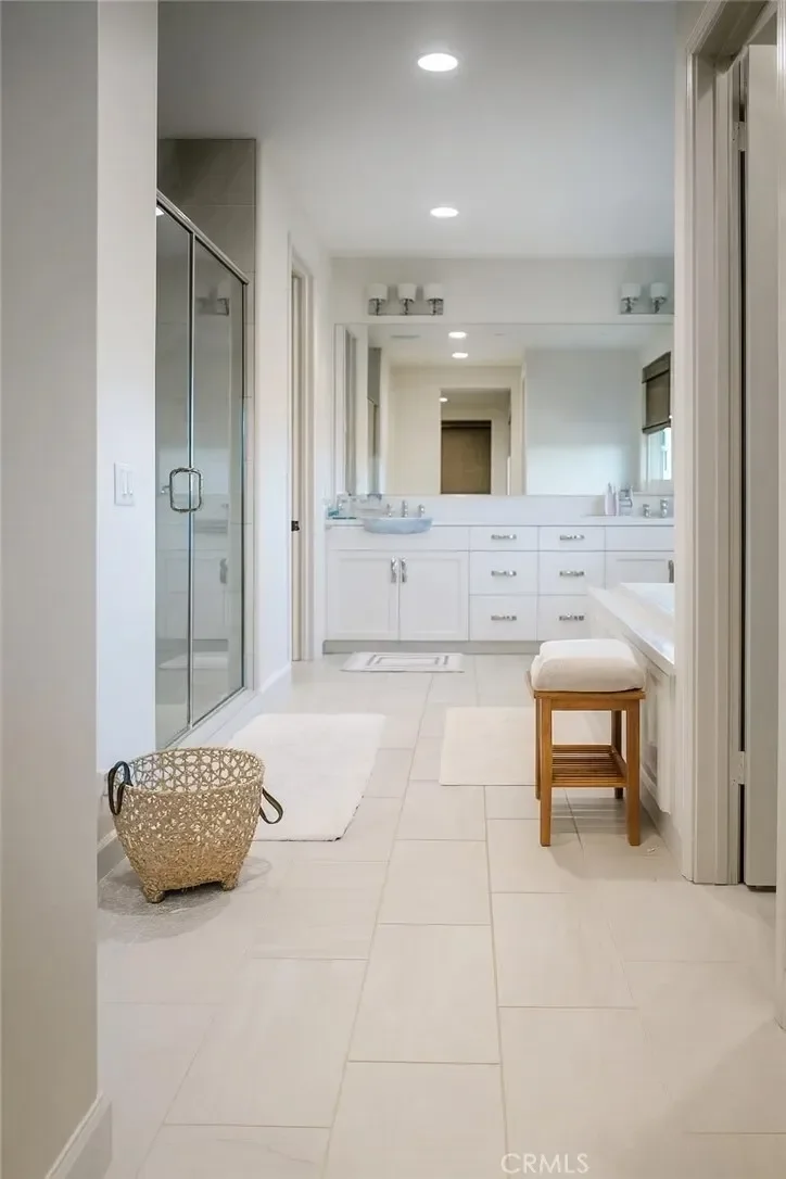 279 Barnes, Irvine, California, United States. - Photo 28