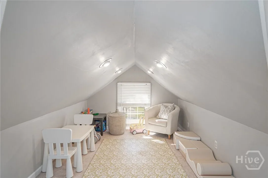 520 E 53rd Street, Savannah, Georgia, United States. - Photo 15