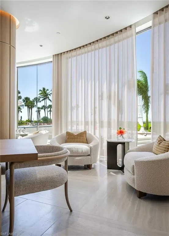 4601 Gulf Shore BLVD N, #17, Naples, FL, 34103, USA, Naples, Florida, United States. - Photo 4