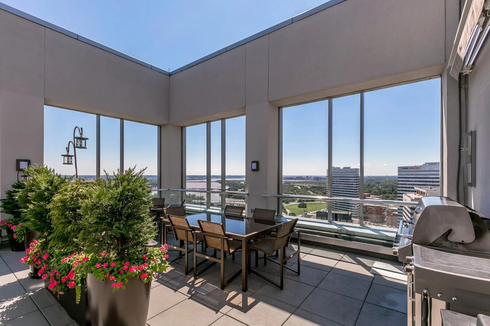 1111 19th Street N Unit# 1706, Arlington, VA 22209, Arlington, Virginia, United States. - Photo 2