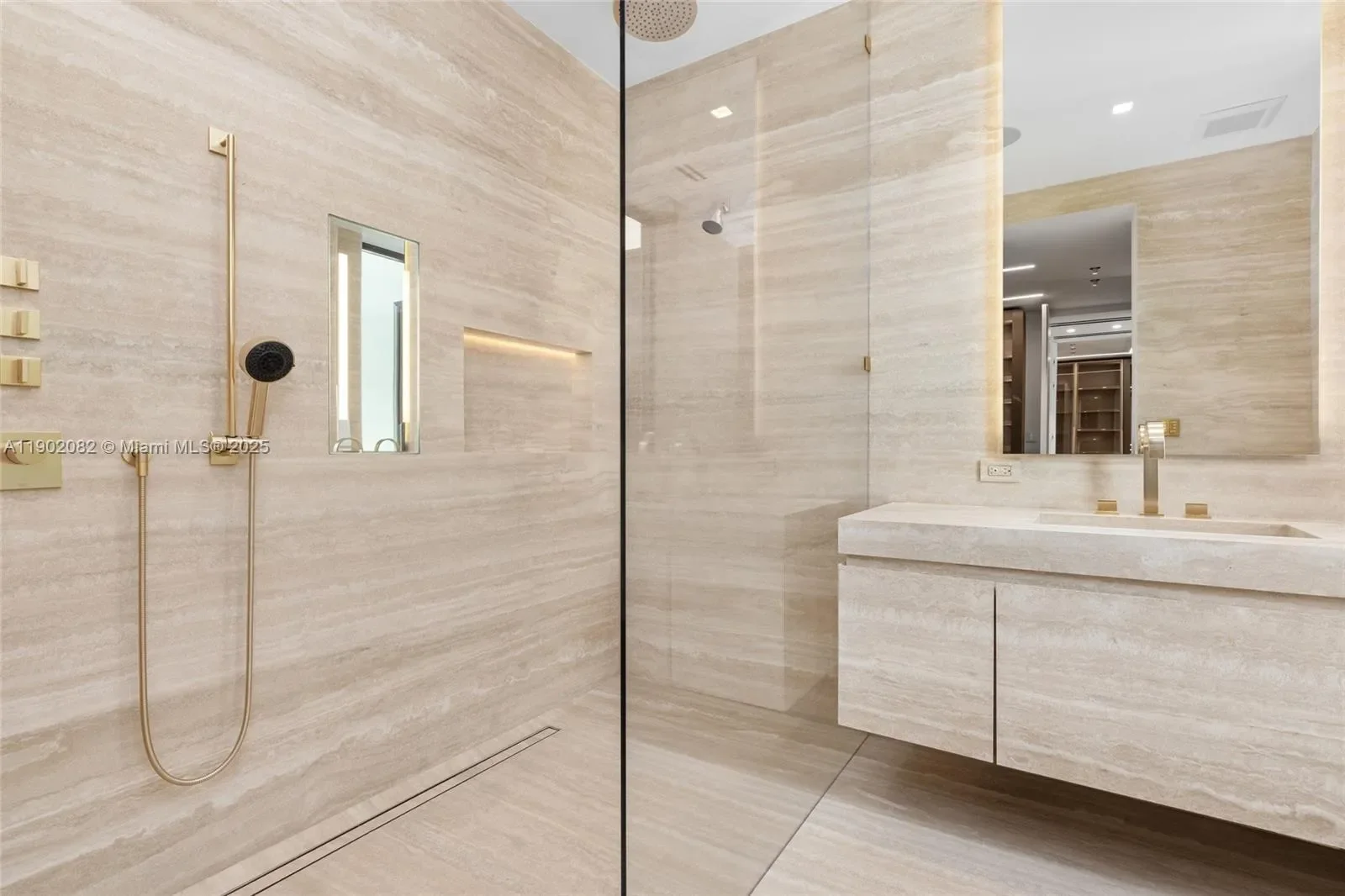 1800 W 27th St, Miami Beach, Florida, United States. - Photo 29