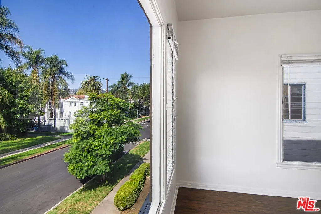 358 N Ogden Drive, Los Angeles, California, United States. - Photo 7