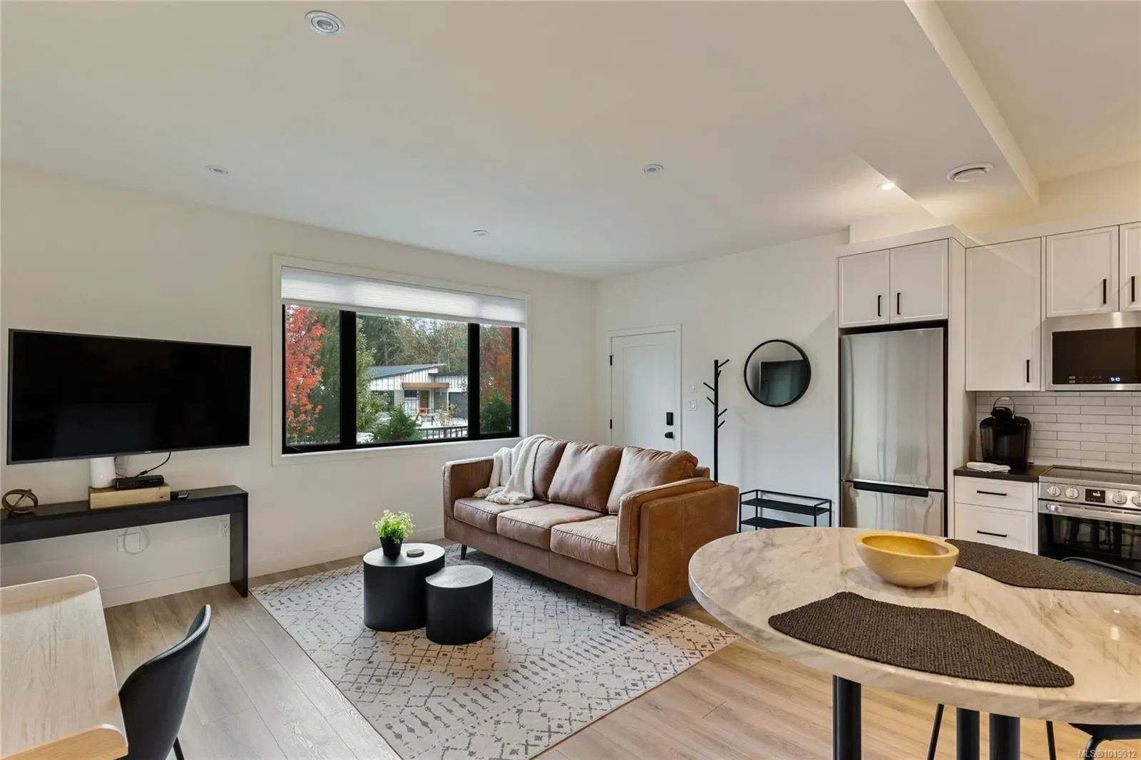 640 Medalist Ave, Colwood, British Columbia, Canada. - Photo 36