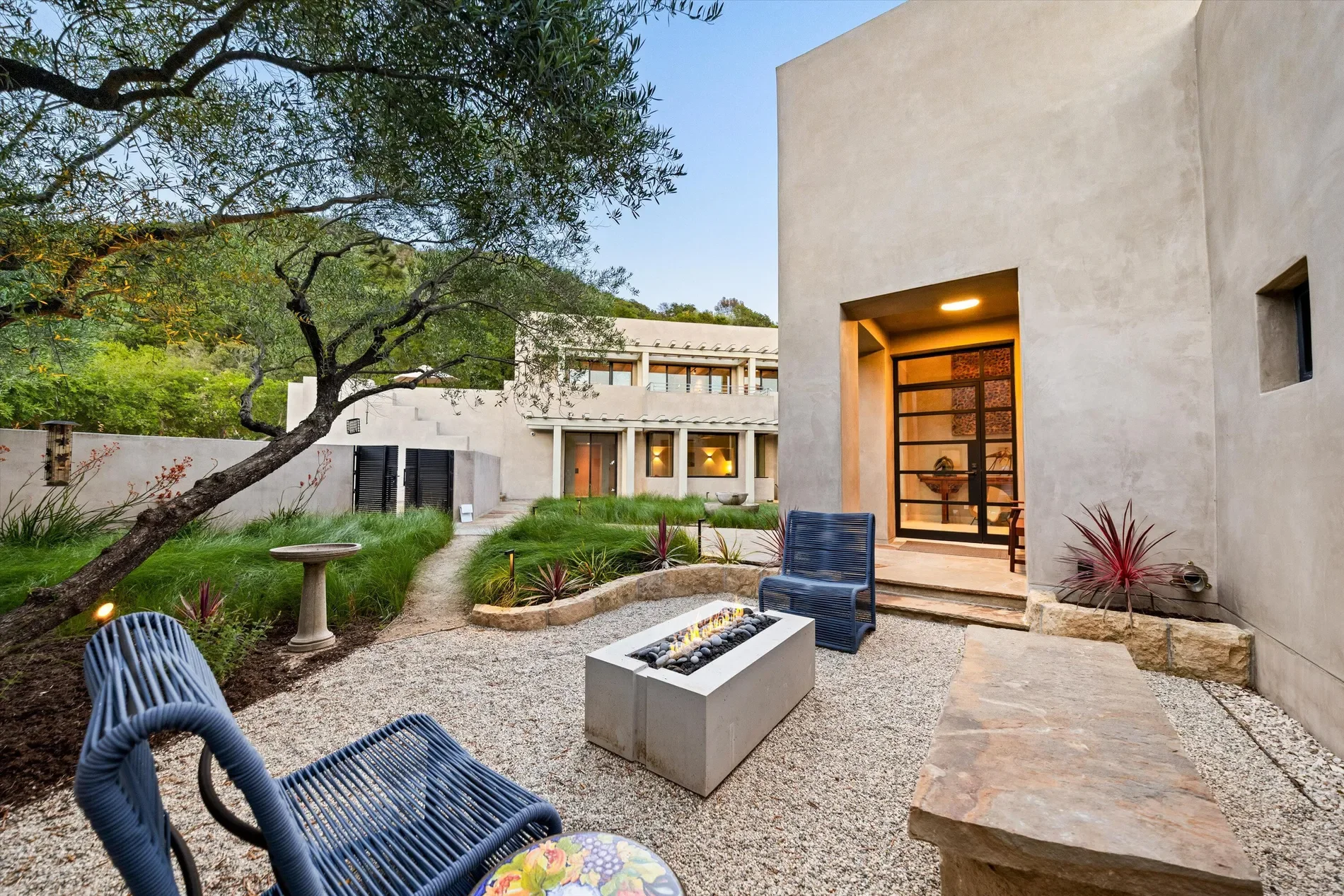 892 Toro Canyon Road, Carpinteria, California, United States. - Photo 15