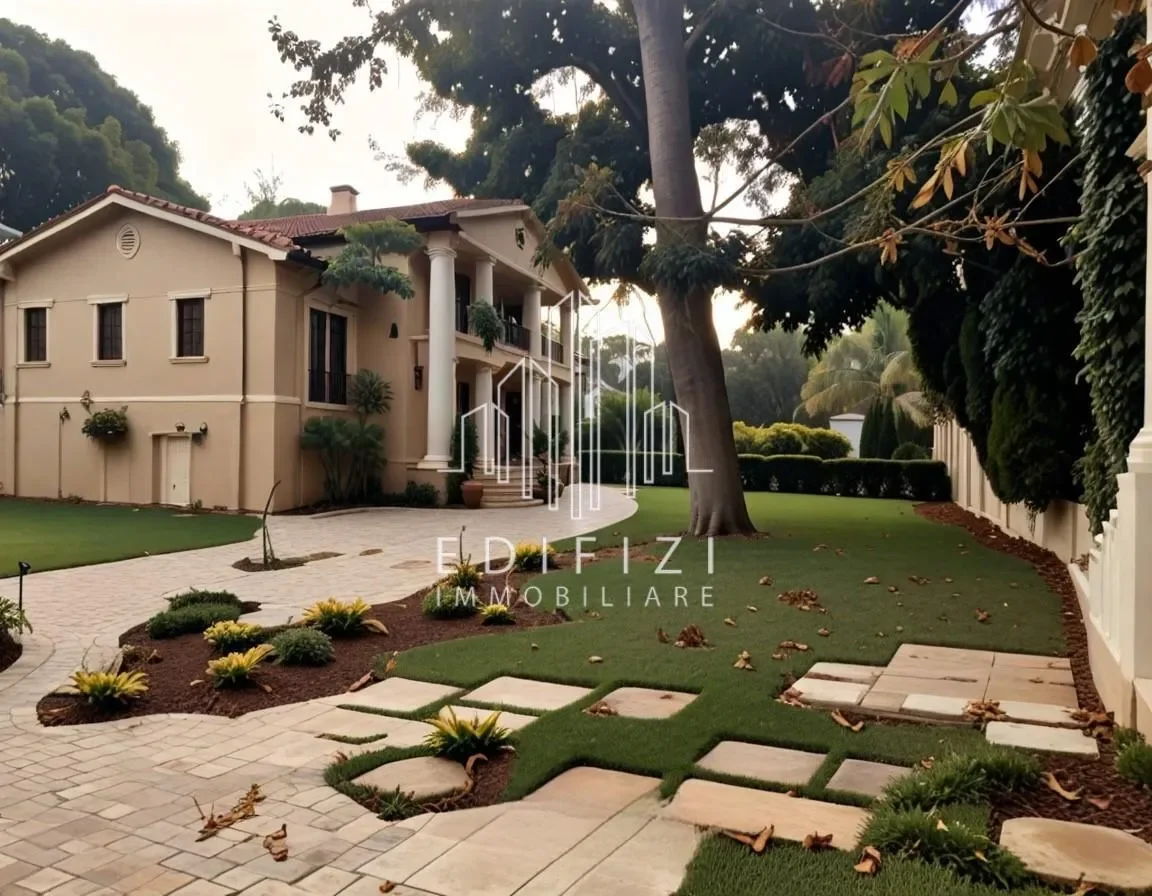 Exterior photo 2