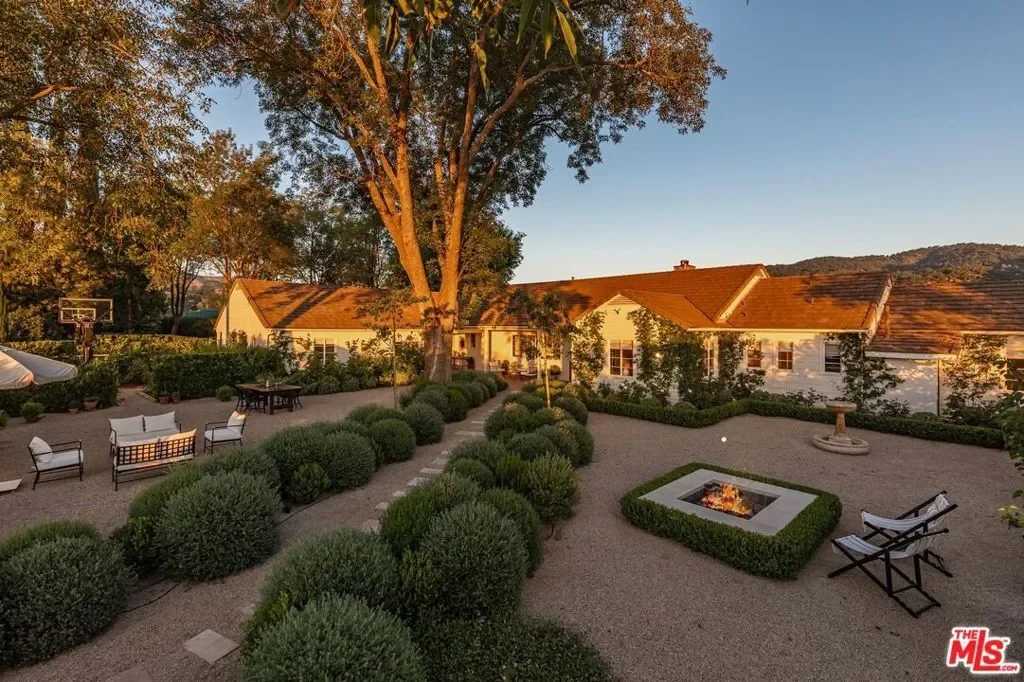 Ojai, California, United States. - Photo 27