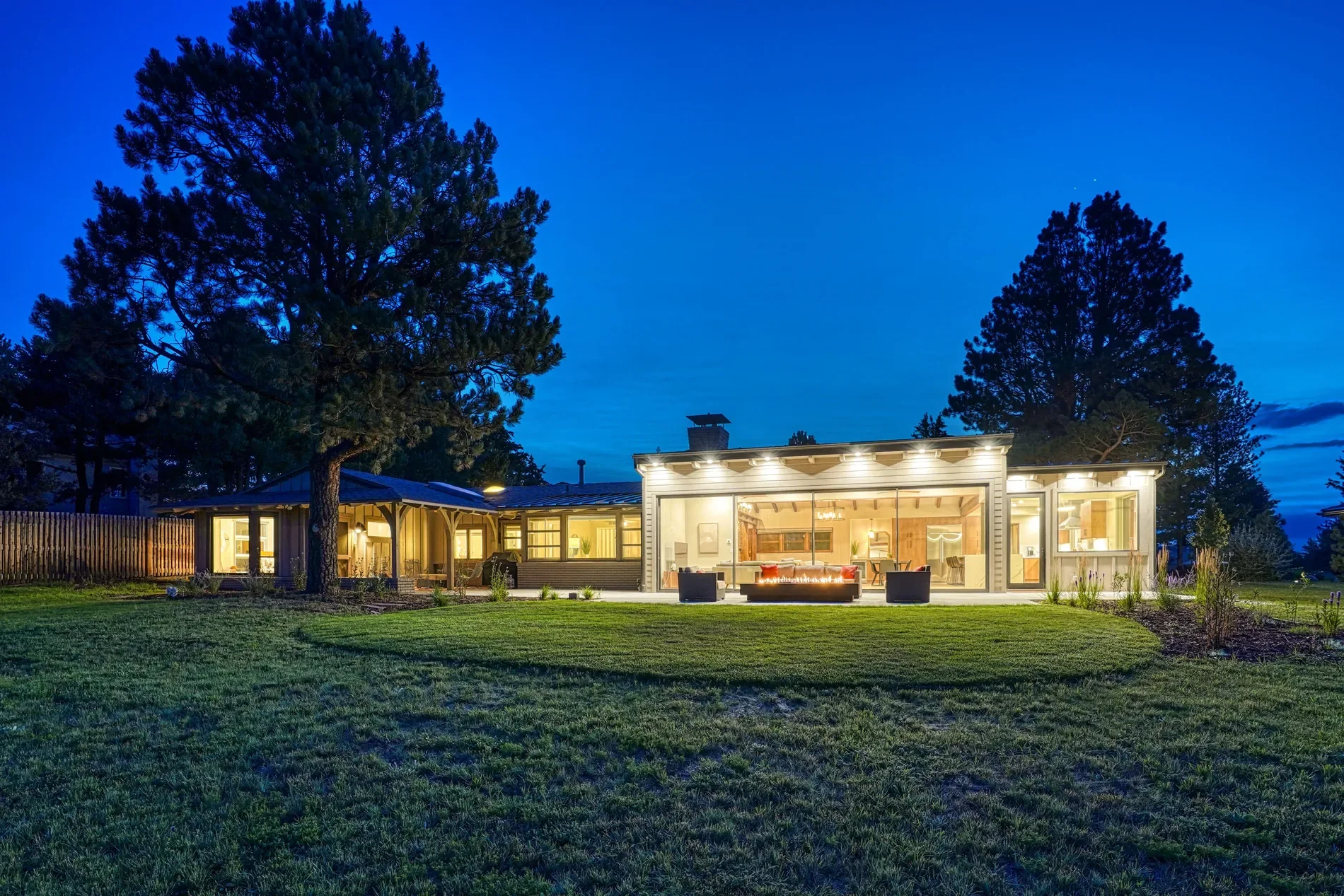 3440 Hill Circle , Colorado Springs, CO 80904, Colorado Springs, Colorado, United States. - Photo 30