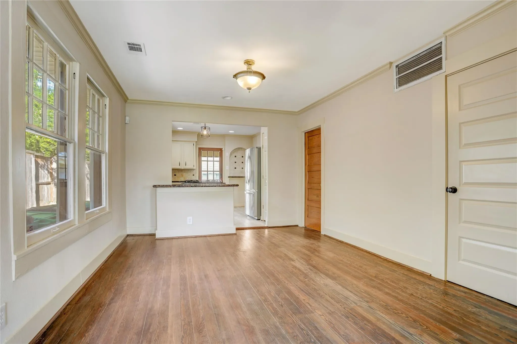 610 Columbia Street, Houston, Texas, United States. - Photo 7