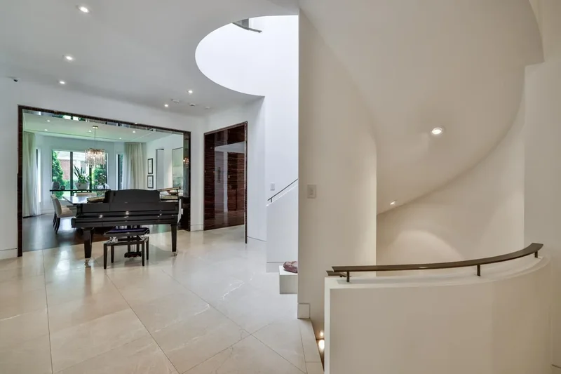148 Highland Crescent, Toronto, Ontario, Canada. - Photo 9