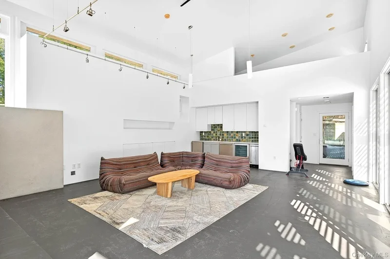 289 Upper Byrdcliffe Road, Woodstock, New York, United States. - Photo 39
