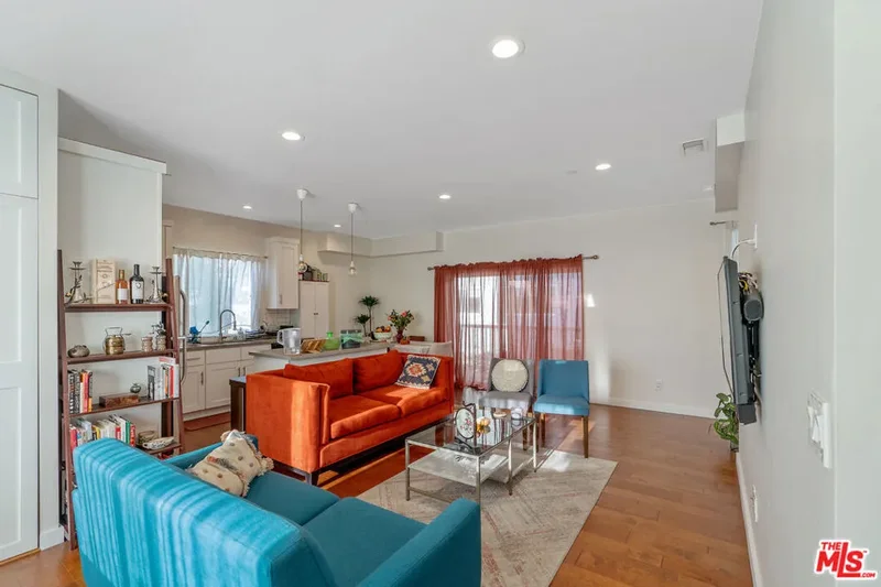 6178 Aldama Street, Los Angeles, California, United States. - Photo 18