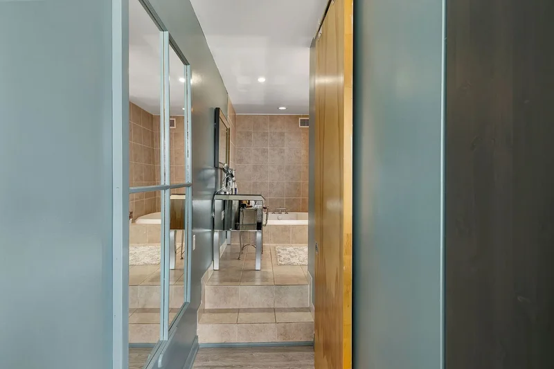 155 Dalhousie St  PH1, Toronto, ON M5B 2P7, Toronto, Ontario, Canada. - Photo 45