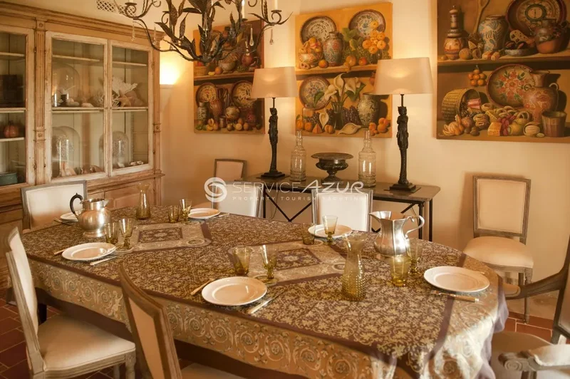 Cannes, luxury 30-hectare estate offering privacy and beautiful views