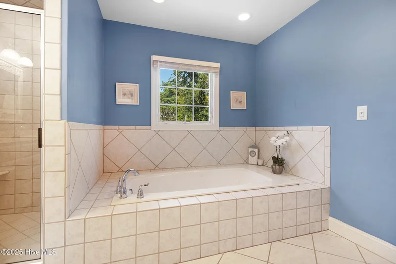 124 Dogwood Circle, Pine Knoll Shores, NC 28512, Pine Knoll Shores, North Carolina, United States. - Photo 23