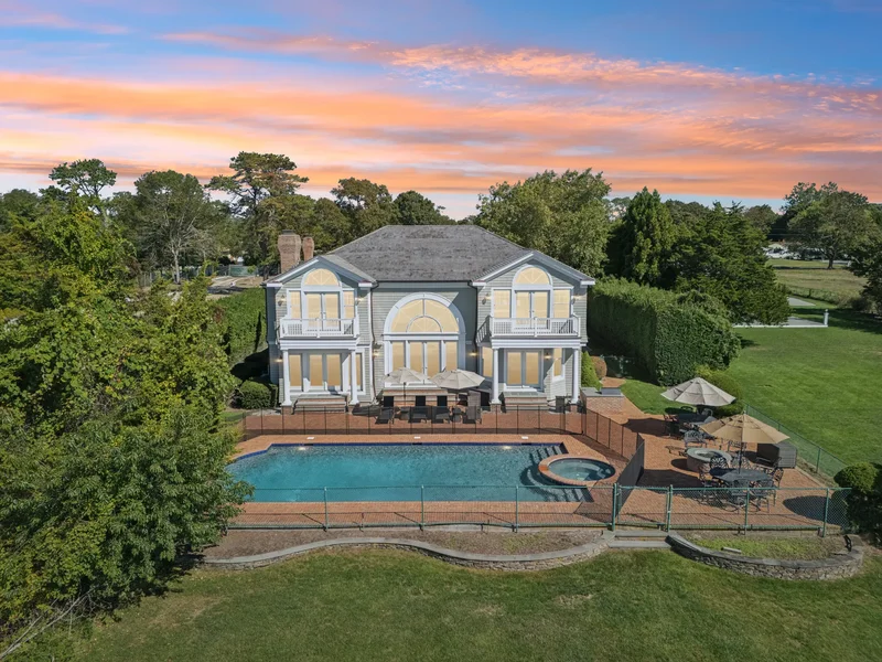 26 Sunset Avenue , East Quogue, NY 11942, East Quogue, New York, United States. - Photo 16