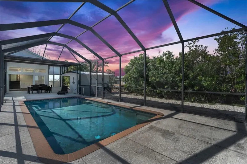 351 Jefferson CT, Fort Myers Beach, Florida, United States. - Photo 37