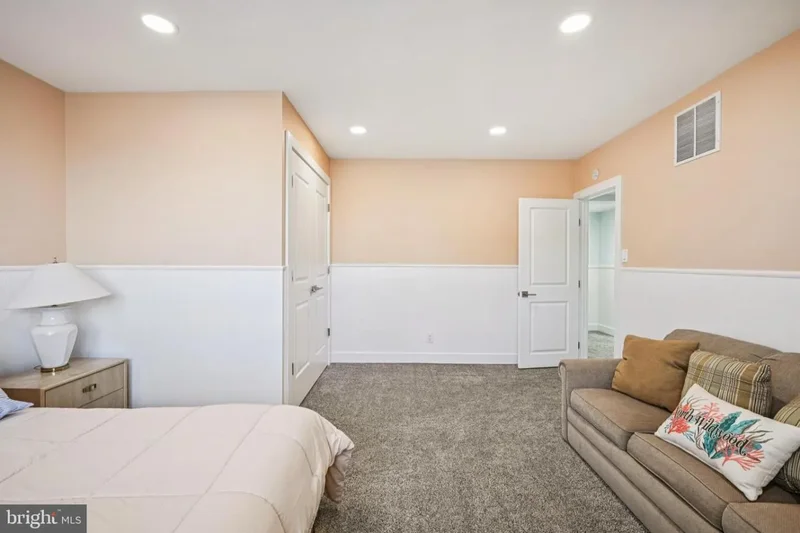513 7th Avenue E #101, Wildwood, New Jersey, United States. - Photo 4