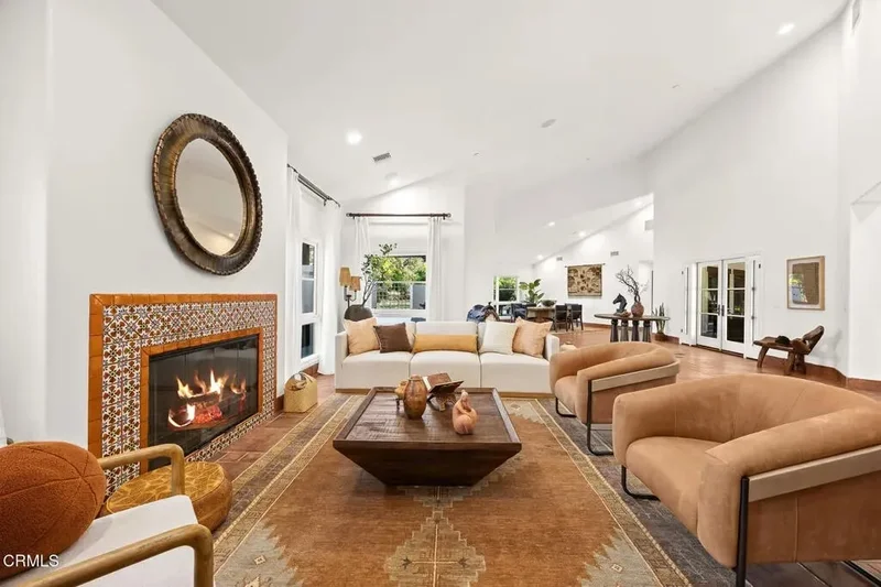 1533 Rancho Avenue, Glendale, California, United States. - Photo 31