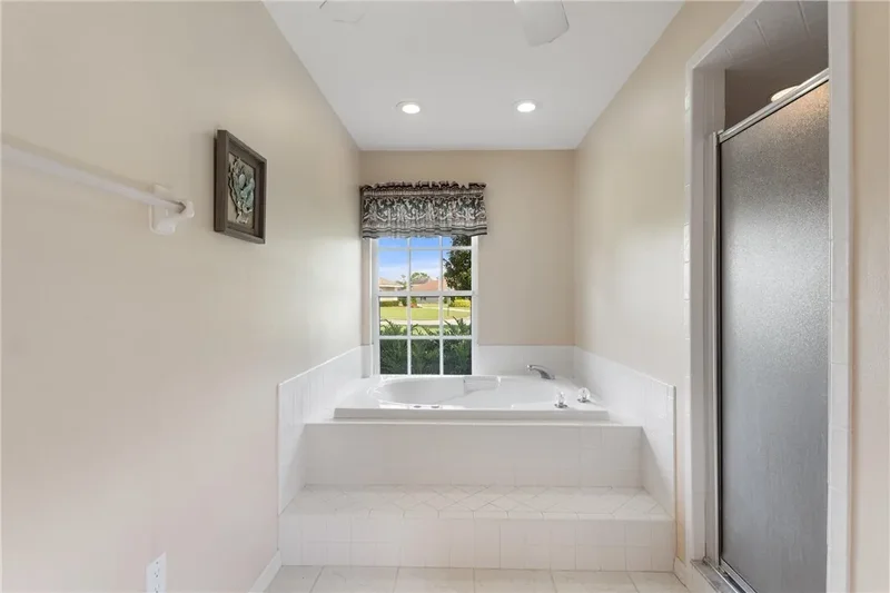 5521 Emerald Ridge, Lakeland, Florida, United States. - Photo 24