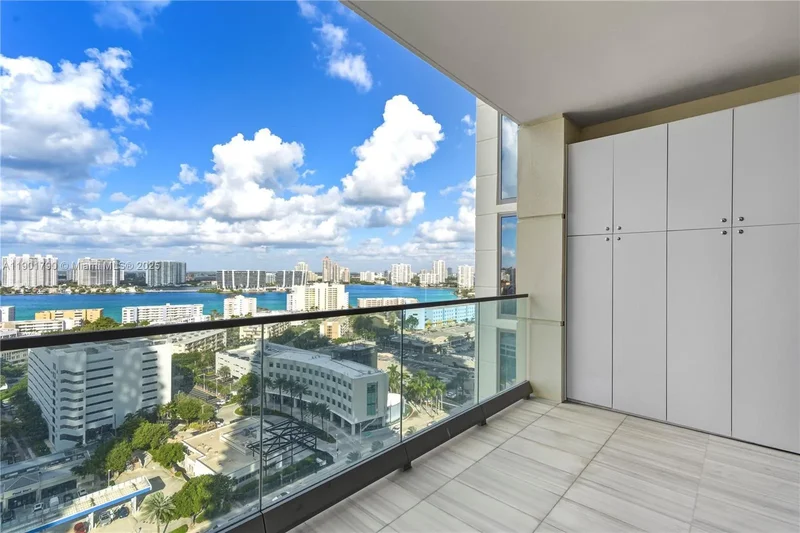 17901 Collins Ave #1803, Sunny Isles Beach, FL 33160, Golden Beach, Florida, United States. - Photo 30