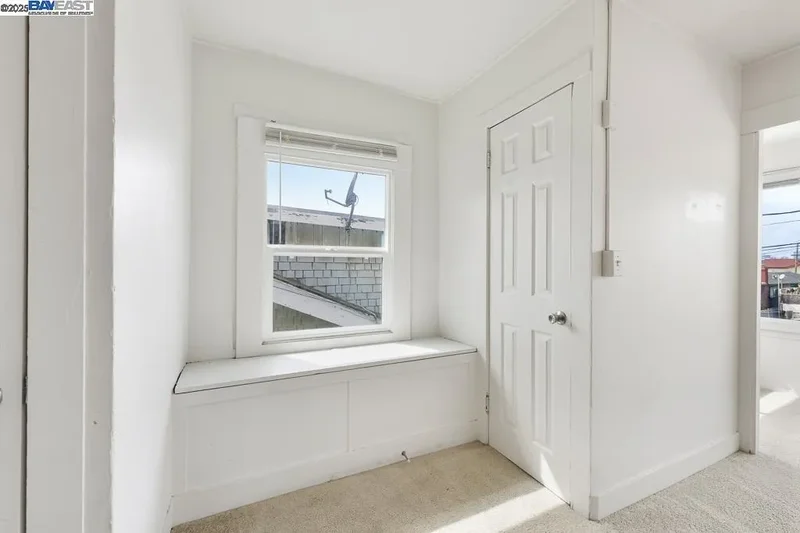 2138 19Th Ave, Oakland, California, United States. - Photo 2